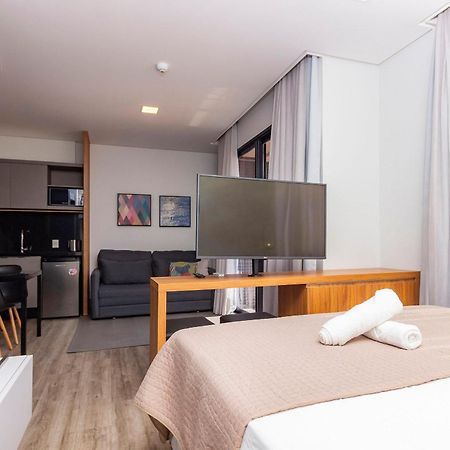 Aion Suites 205 - Lindo Apartamento Com Vista Para O Mar, A 60M Da Praia De Bombinhas, Com Piscina E Academia No Rooftop. Екстериор снимка